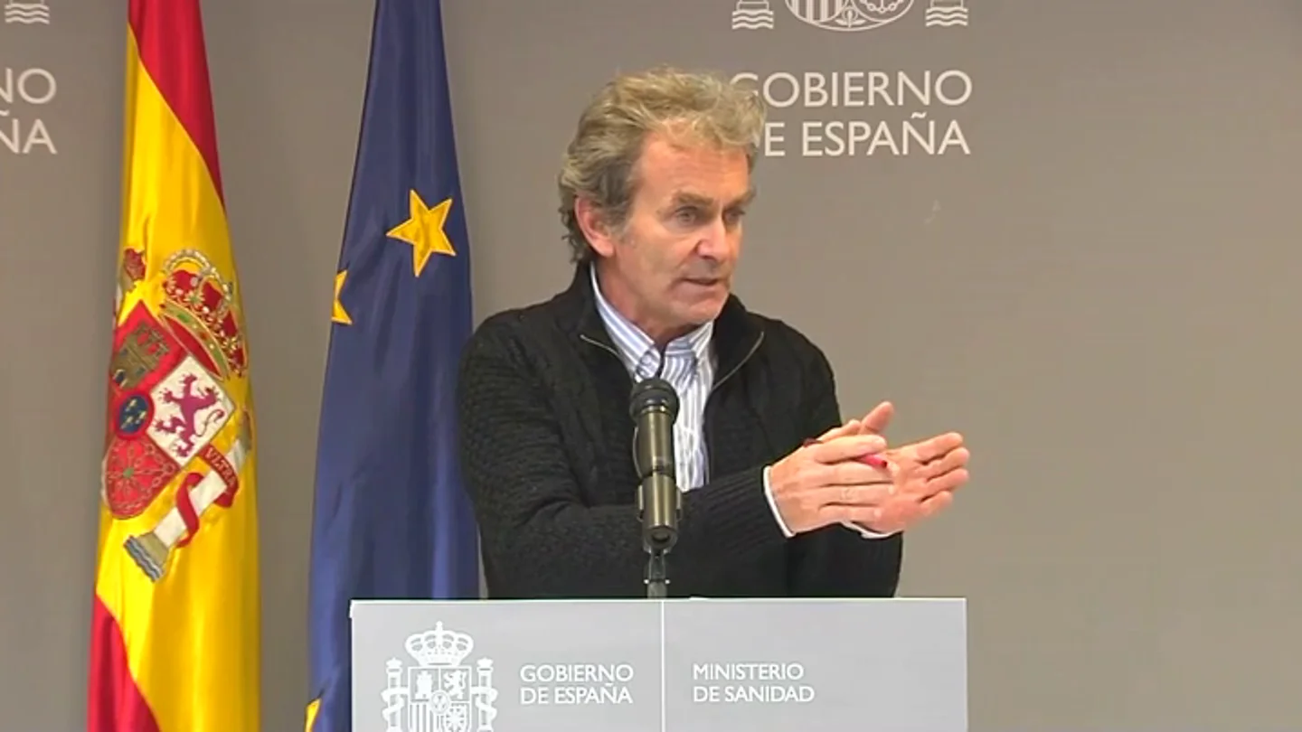 Simón asegura que las diferencias de muertes que por COVID contabilizadas por el INE no habrían variado las decisiones tomadas Simón asegura que las diferencias de muertes que por COVID contabilizadas por el INE no habrían variado las decisiones tomadas