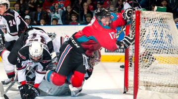 Vancouver Giants vs Kelowna Rockets