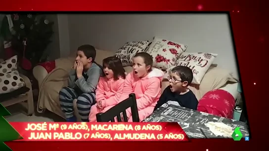 La divertida reacción de cuatro niños al escuchar la broma de Zapeando: "¡Menuda mierda de pandemia, va a quitárnoslo todo!" La divertida reacción de cuatro niños al escuchar la broma de Zapeando: "¡Menuda mierda de pandemia, va a quitárnoslo todo!"