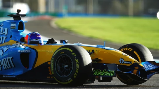 Fernando Alonso, en el R25 Fernando Alonso, en el R25
