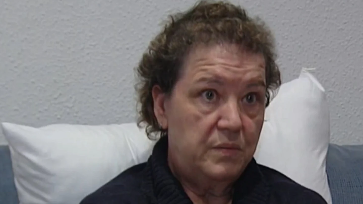 Encarna Contreras, mujer dependiente Encarna Contreras, mujer dependiente