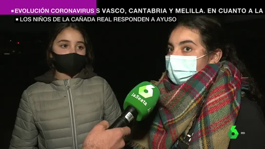 Los niños de la Cañada Real responden a Ayuso: "Que venga un día aquí y vea cómo se pasa en casa" Los niños de la Cañada Real responden a Ayuso: "Que venga un día aquí y vea cómo se pasa en casa"