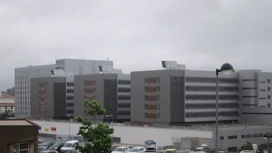 El Hospital Marqués de Valdecilla, donde el bebé continúa en observación  Hospital Marqués de Valdecilla