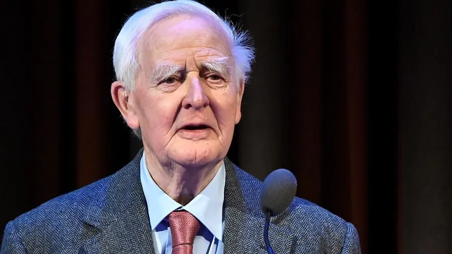 Muere el escritor John le Carré a los 89 años