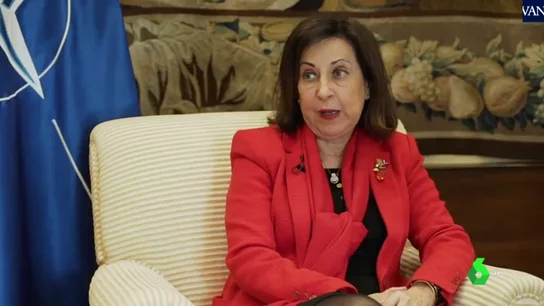 Margarita Robles carga contra la actuación del rey emérito: "Es absolutamente rechazable, su obligación es cumplir con Hacienda" Margarita Robles carga contra la actuación del rey emérito: "Es absolutamente rechazable, su obligación es cumplir con Hacienda"