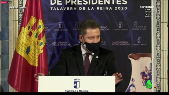 La surrealista defensa de García Page a la Constitución: "El sistema es como una cremallera, y ya saben lo que pasa con una" La surrealista defensa de García Page a la Constitución: "El sistema es como una cremallera, y ya saben lo que pasa con una"