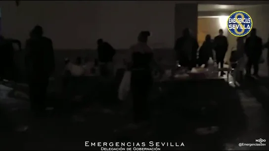 Desalojan a 300 personas que celebraban una boda en Sevilla Desalojan a 300 personas que celebraban una boda en Sevilla