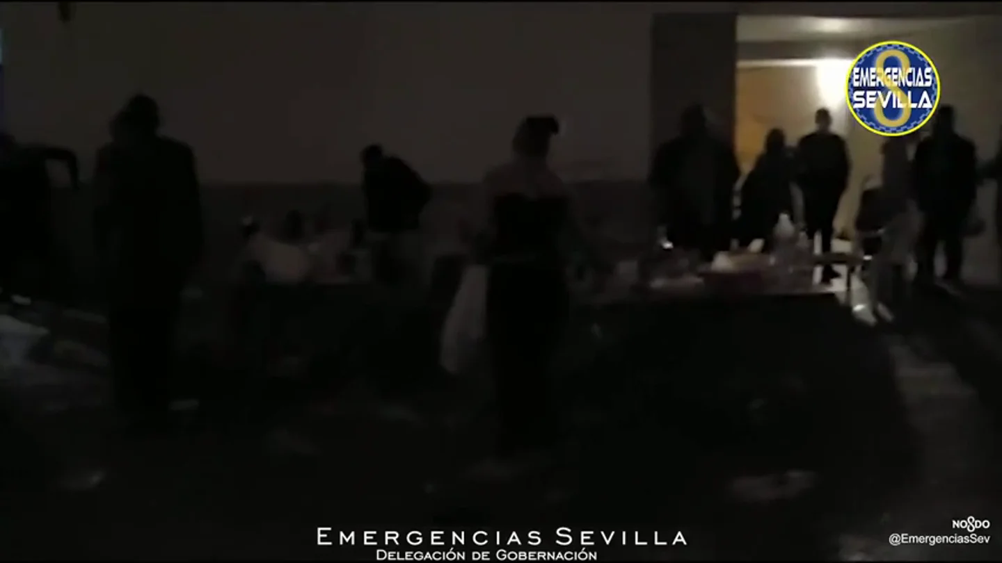 Desalojan a 300 personas que celebraban una boda en Sevilla Desalojan a 300 personas que celebraban una boda en Sevilla