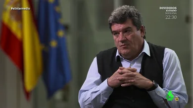 Escrivá reconoce que hubo "expectativas excesivas" sobre el Ingreso Mínimo Vital: "En unos meses es imposible llegar a todo el mundo" Escrivá reconoce que hubo "expectativas excesivas" sobre el Ingreso Mínimo Vital: "En unos meses es imposible llegar a todo el mundo"