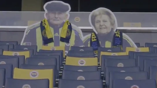 Homenaje a los abuelos Ihsan y Mümtaz Homenaje a los abuelos Ihsan y Mümtaz