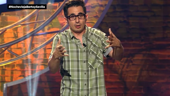Berto Romero: "¿En qué momento empezó a ser relevante de qué color tenías la piel que rodea el ano?" El Club de la Comedia