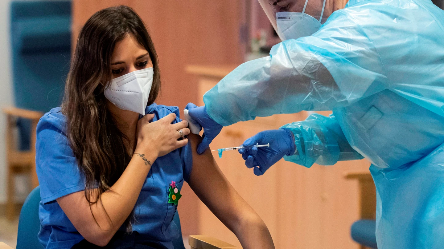España supera el millón de personas vacunadas contra el coronavirus España supera el millón de personas vacunadas contra el coronavirus