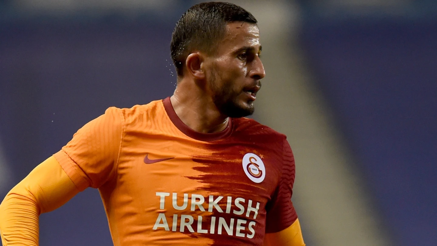Elabdellaoui, con el Galatasaray Elabdellaoui, con el Galatasaray