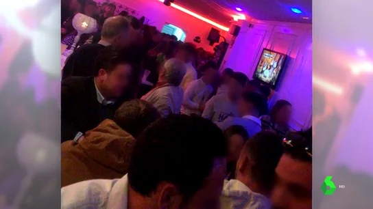Imagen del interior de un bar de Teba sin respetar las medidas de seguridad Imagen del interior de un bar de Teba sin respetar las medidas de seguridad