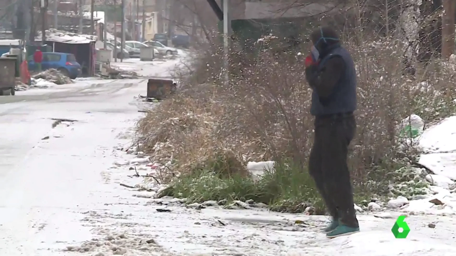 Madrid ofrece realojar a cientos de personas de la Cañada Real en albergues improvisados ante las nevadas