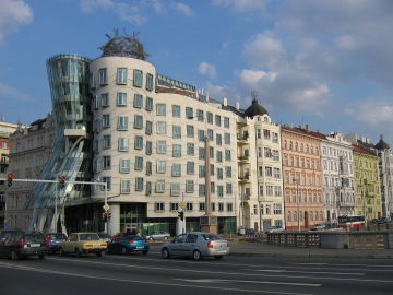 Casa Danzante, Praga