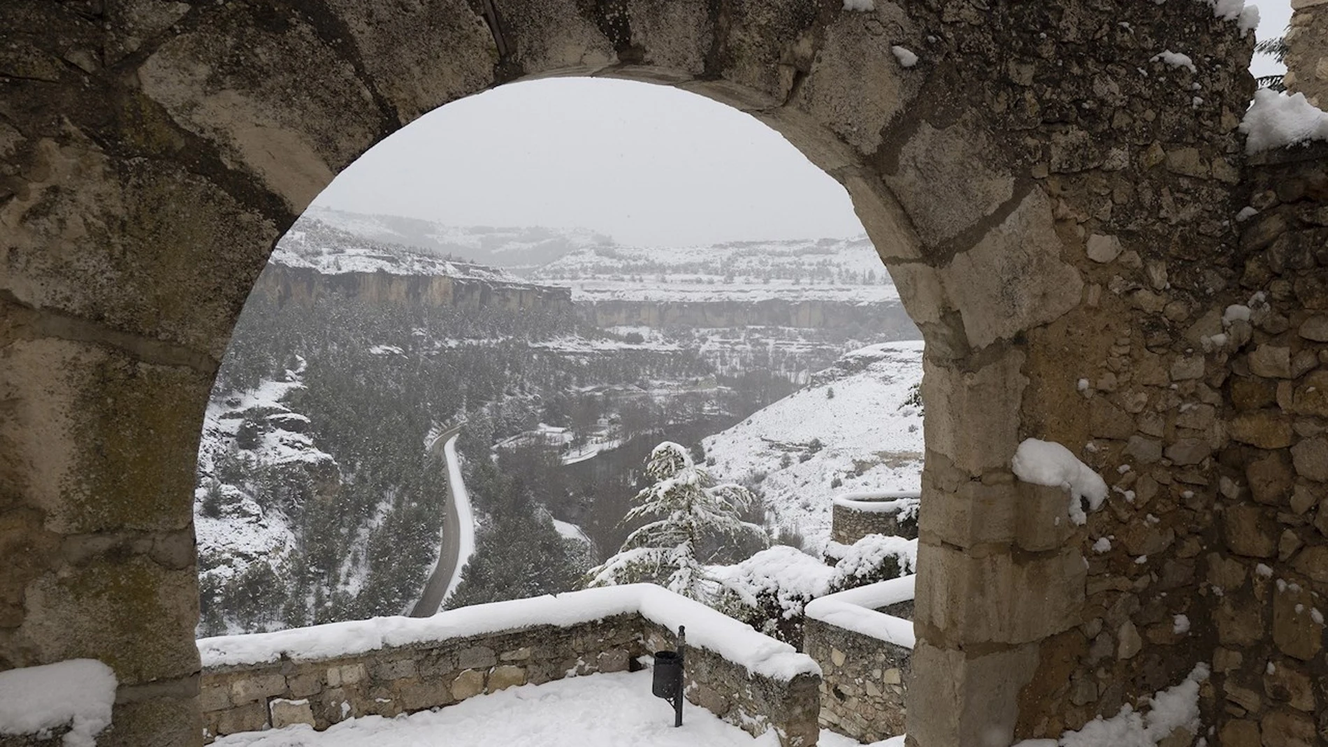 Cuenca cubierta por la nieve que deja el temporal Filomena