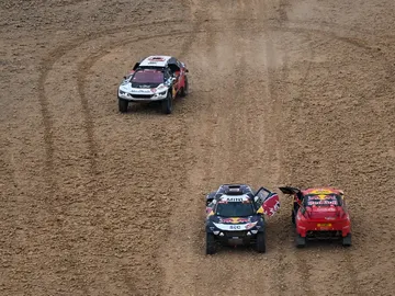 Carlos Sainz se ha mostrado muy crítico con el Dakar Carlos Sainz se ha mostrado muy crítico con el Dakar