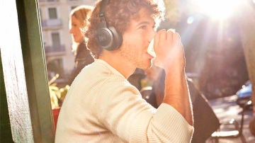 JBL Live 660NC
