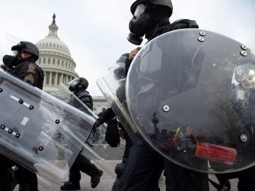 Joe Biggs, leader of the Proud Boys militia, sentenced to 17 years in prison for assault on the Capitol