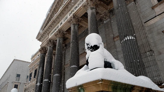 El Congreso de los Diputados, cubierto de nieve El Congreso de los Diputados, cubierto de nieve