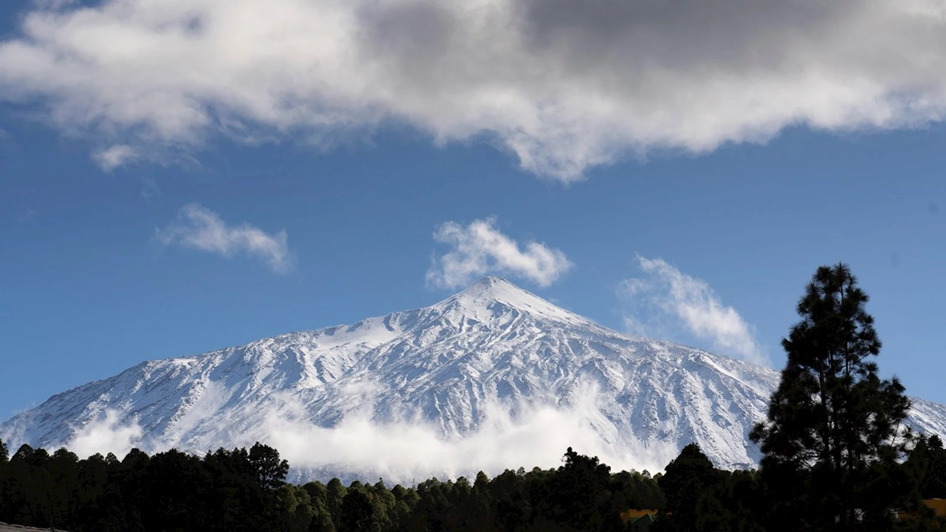 Imagen del Teide nevado