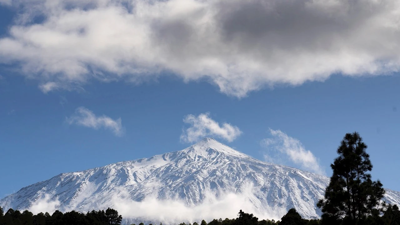 Imagen del Teide nevado