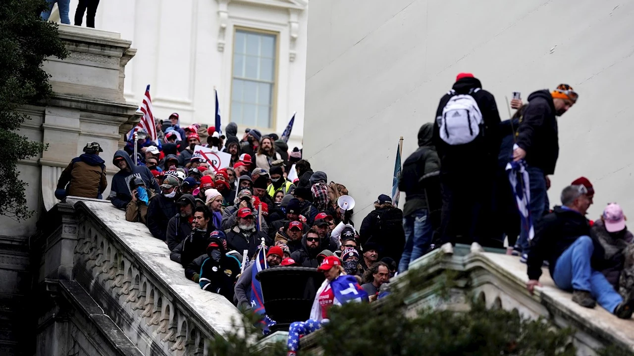 Seguidores de Trump irrumpen en el Capitolio