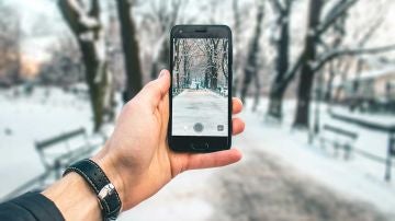 Móvil en la nieve
