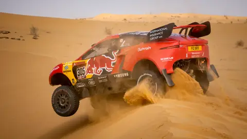 Sébastien Loeb abandonaba sin victorias de etapa Sébastien Loeb abandonaba sin victorias de etapa