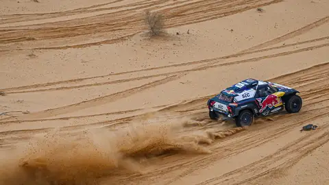 Carlos Sainz terminaba segundo la etapa Carlos Sainz terminaba segundo la etapa