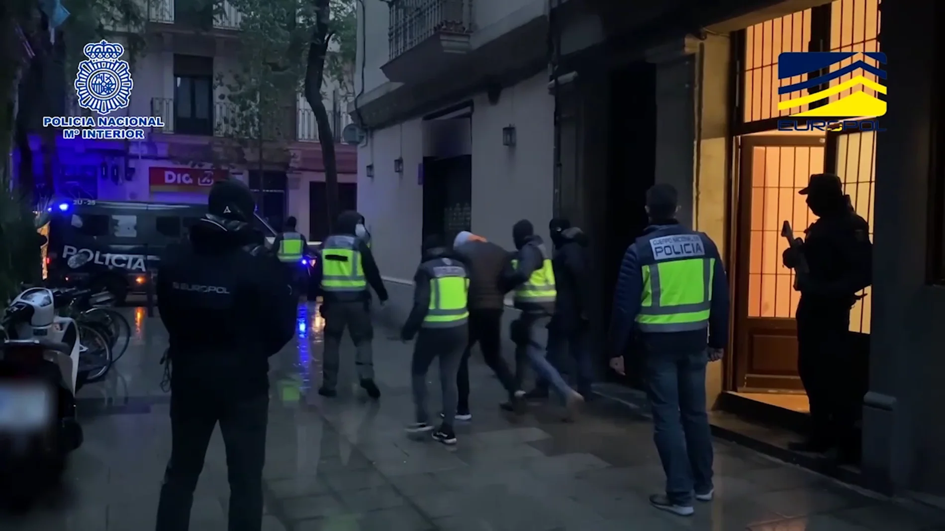 La célula yihadista desarticulada en Barcelona estaba lista para atentar de manera inminente