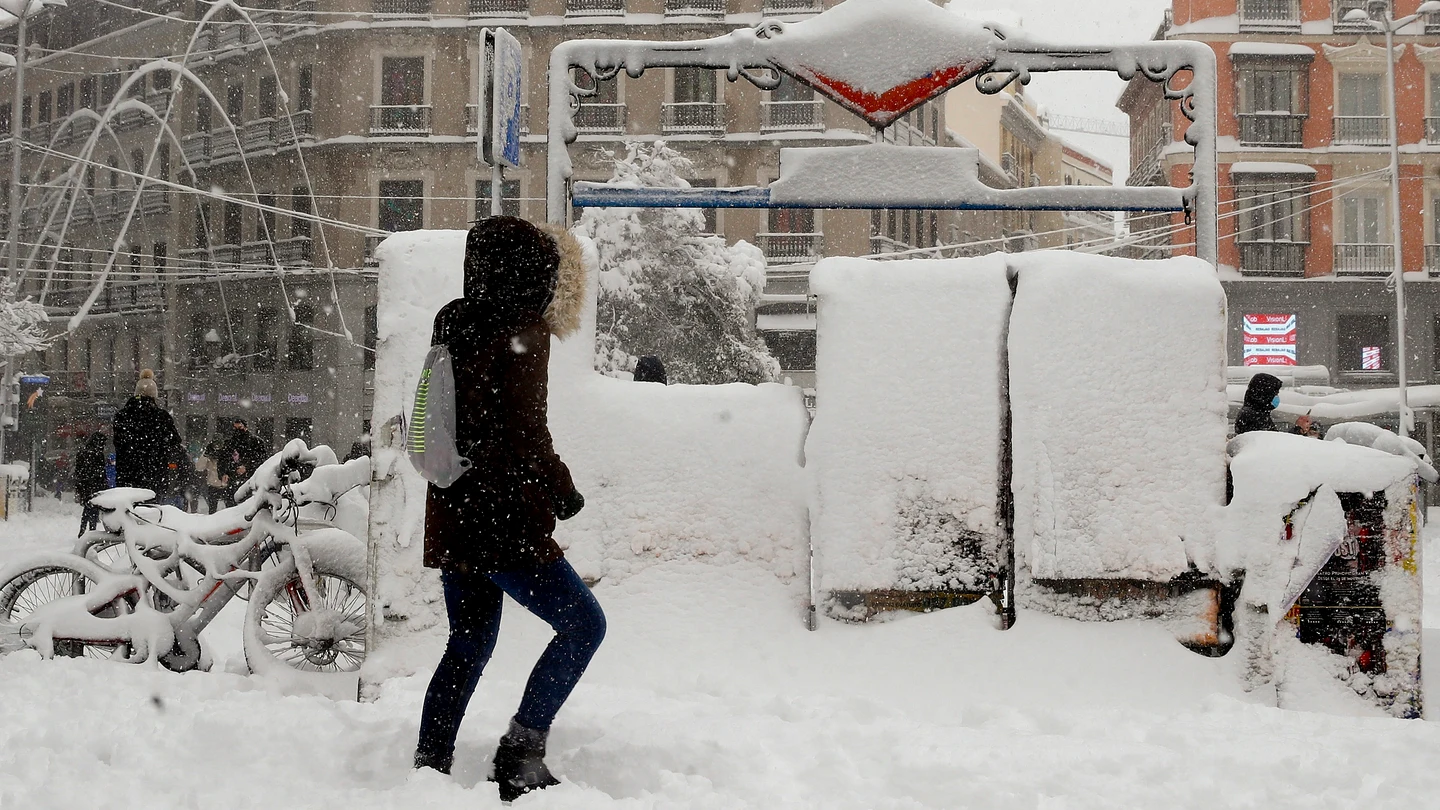 Consejos para evitar caídas en la nieve: "Hay que caminar como un pingüino", recomiendan los expertos Consejos para evitar caídas