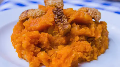 Patatas revolconas, un plato típico en varias provincias Patatas revolconas, un plato típico en varias provincias