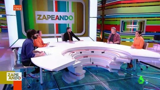 El chiste verde de Dani Mateo por el que sufre la riña del director de Zapeando: "Pido perdón, he pasado la línea" El chiste verde de Dani Mateo por el que sufre la riña del director de Zapeando: "Pido perdón, he pasado la línea"