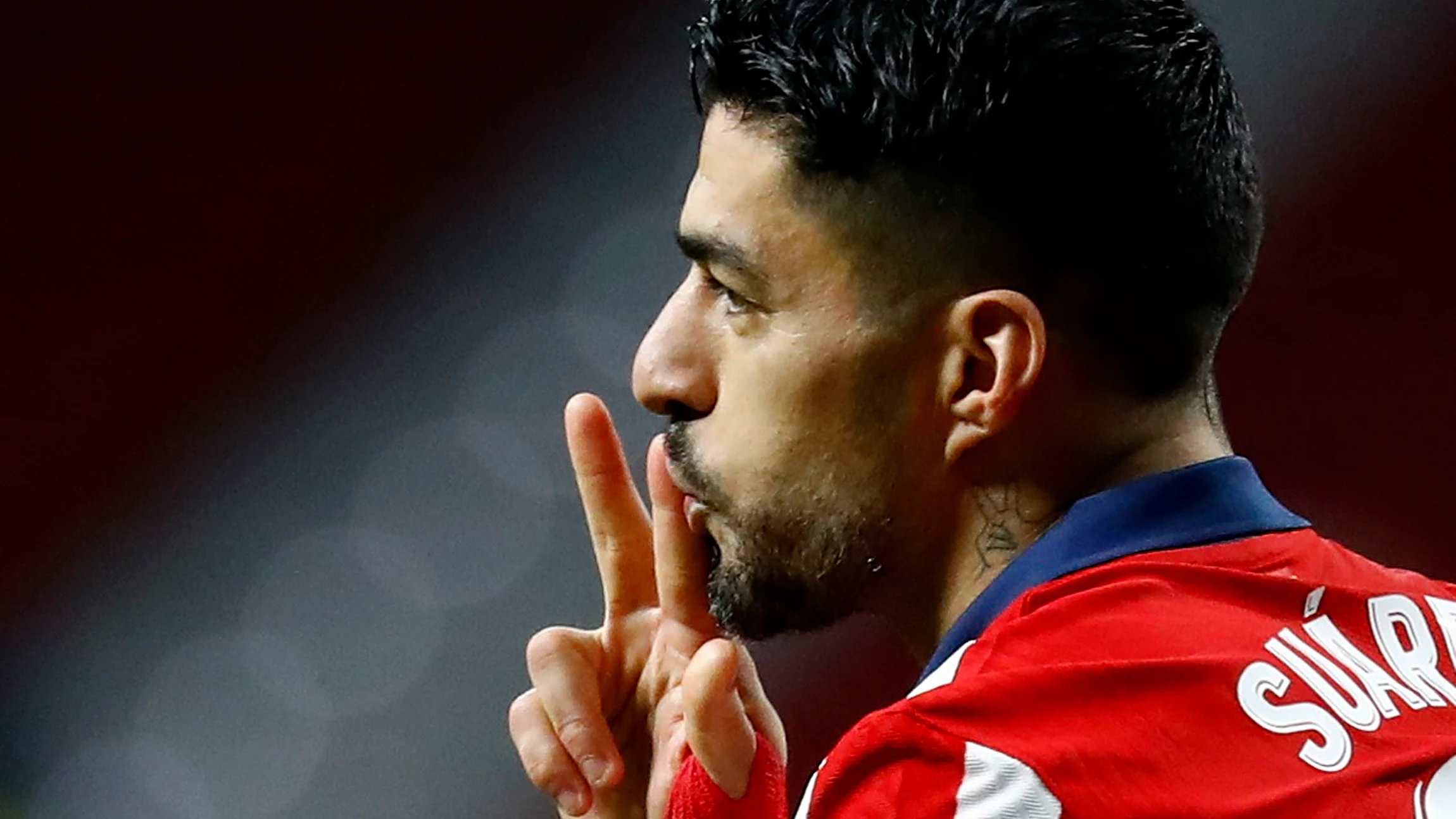 Luis Suárez, celebrando un segundo gol