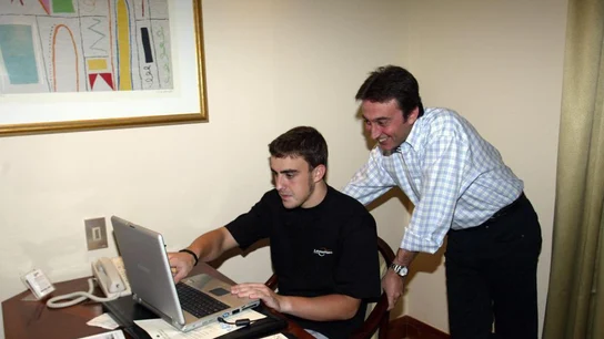 Fernando Alonso, junto a Adrián Campos Fernando Alonso, junto a Adrián Campos