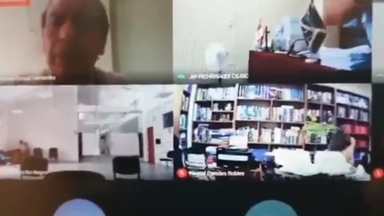 Un abogado, grabado manteniendo relaciones sexuales tras olvidar apagar su cámara Un abogado, grabado manteniendo relaciones sexuales tras olvidar apagar su cámara