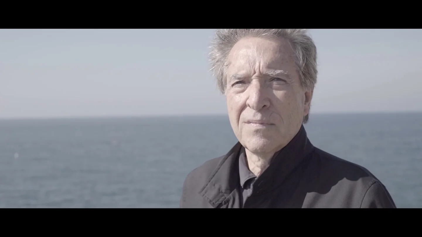 La emotiva carta de Iñaki Gabilondo a sus padres: "Me hubiera gustado saber cómo os enamorasteis, qué planes teníais" La emotiva carta de Iñaki Gabilondo a sus padres: "Me hubiera gustado saber cómo os enamorasteis, qué planes teníais"
