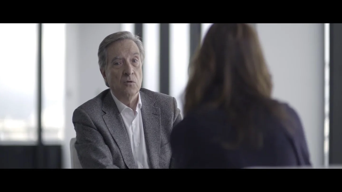 La reflexión feminista de Iñaki Gabilondo: "No conozco a ningún hombre que haya tenido que elegir entre su trabajo o ser padre" La reflexión feminista de Iñaki Gabilondo: "No conozco a ningún hombre que haya tenido que elegir entre su trabajo o ser padre"