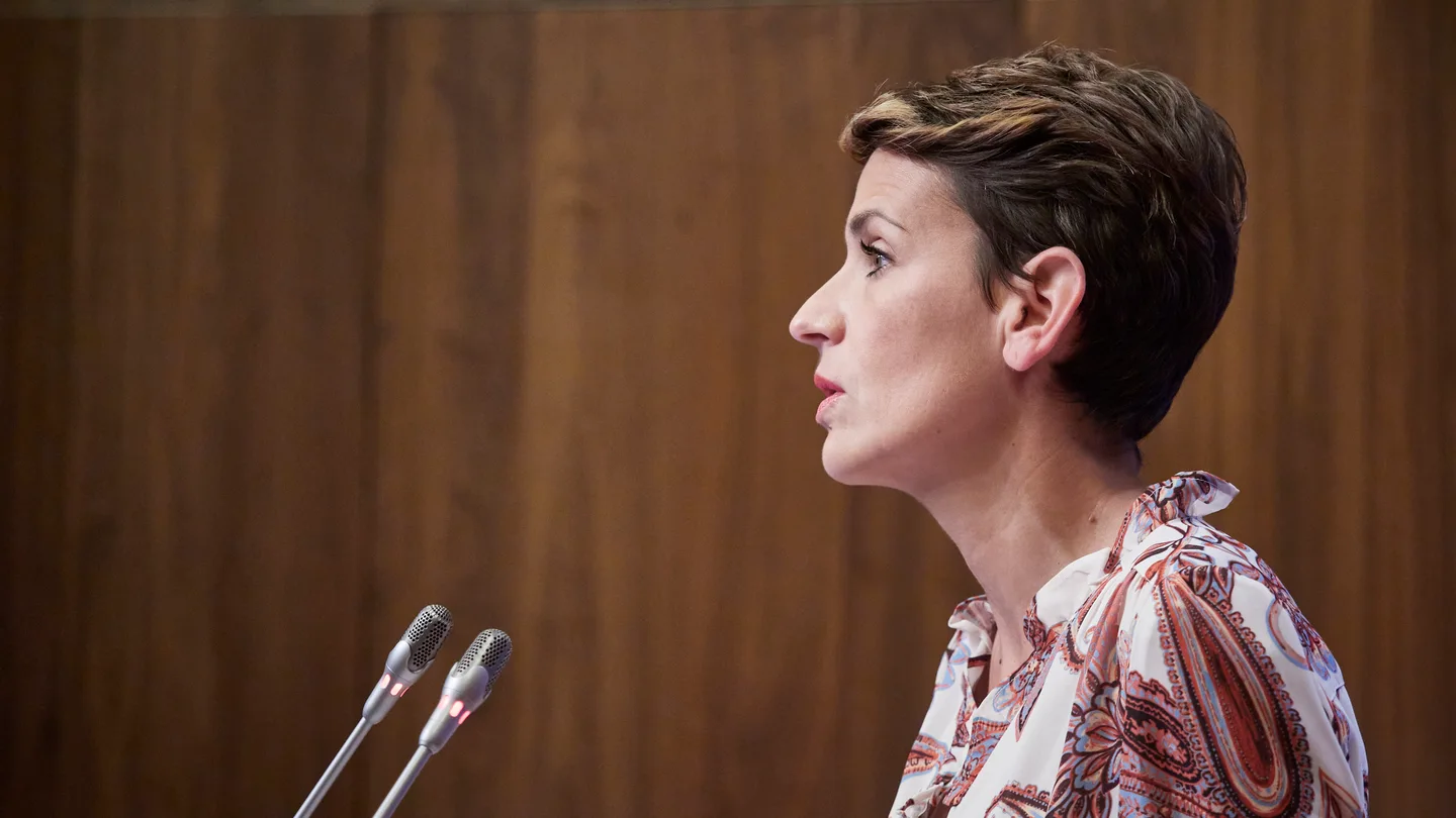 La presidenta de Navarra, María Chivite, en una rueda de prensa. Pamplona suspende San Fermines