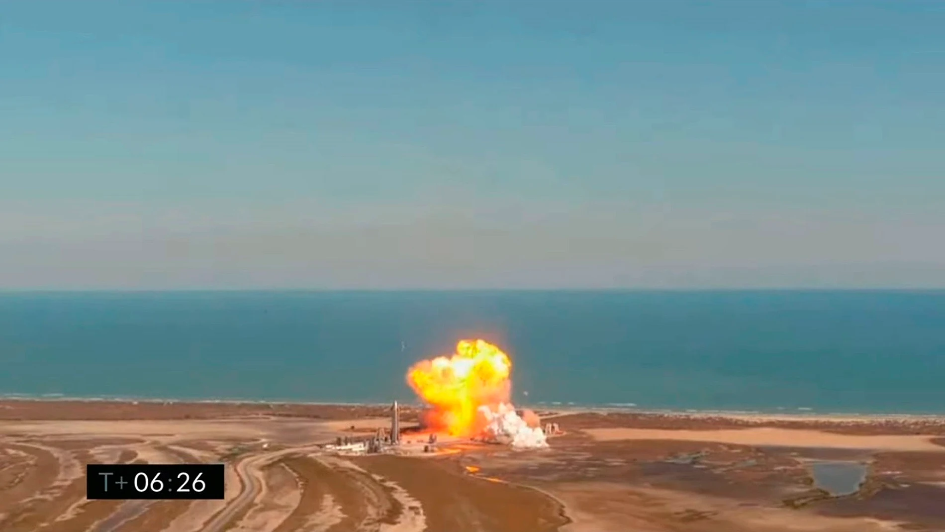 Momento de la explosión del cohete de SpaceX