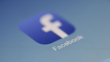 Facebook desafía a Australia con un apagón informativo por la ley que le obliga a pagar a los medios