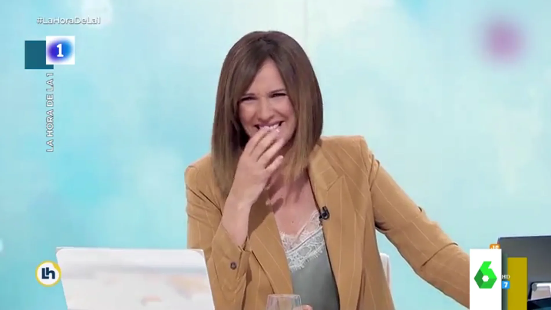 El ataque de risa viral de la presentadora Mónica López al aparecer una marmota gigante en plató