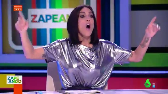 Lorena Castell cumple 40 años con una sorpresa de Cristina Pedroche en pleno directo de Zapeando Lorena Castell cumple 40 años con una sorpresa de Cristina Pedroche en pleno directo de Zapeando