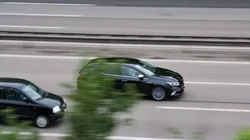 Coches por la carretera Coches por la carretera