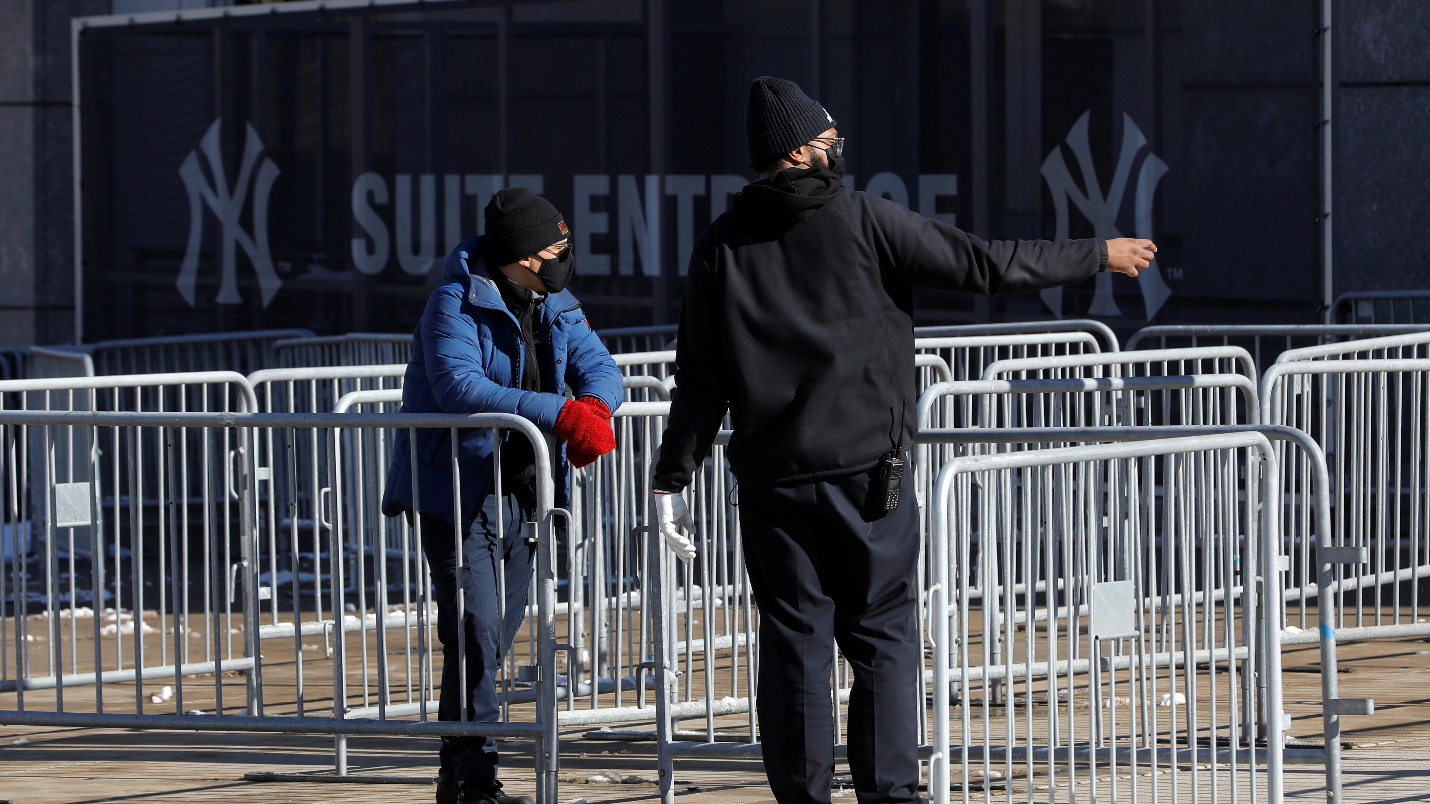 El estadio de los New York Yankees, convertido en un centro de vacunación