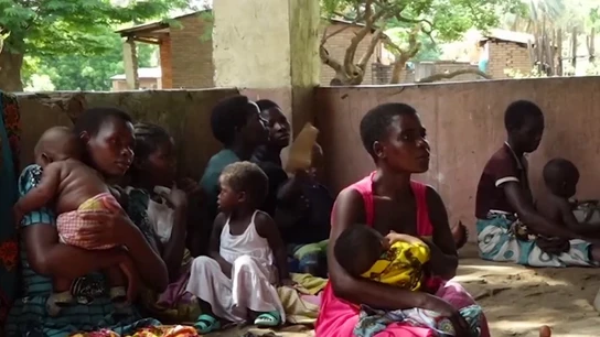 Imagen de mujeres con sus bebés en Sudáfrica Imagen de mujeres con sus bebés en Sudáfrica