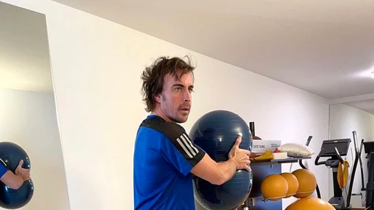 Fernando Alonso se entrena Fernando Alonso se entrena
