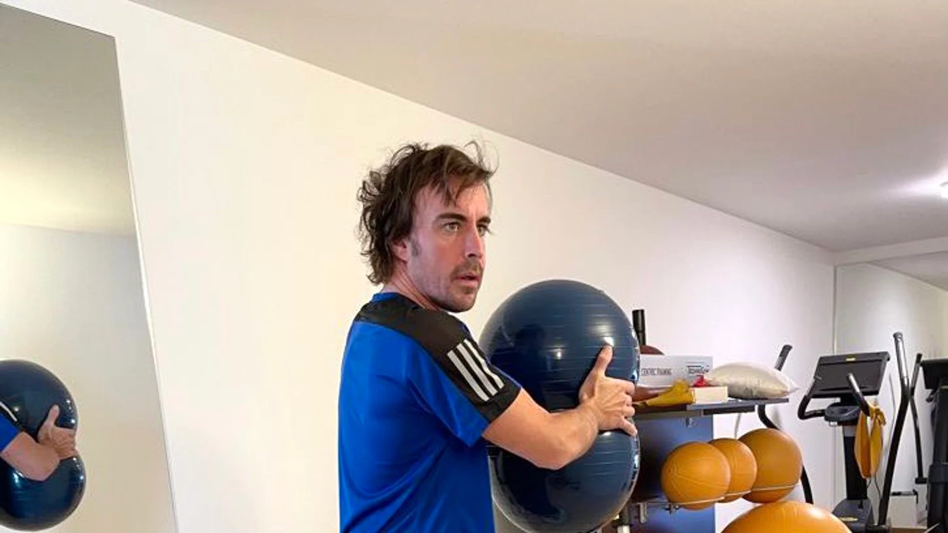 Fernando Alonso se entrena